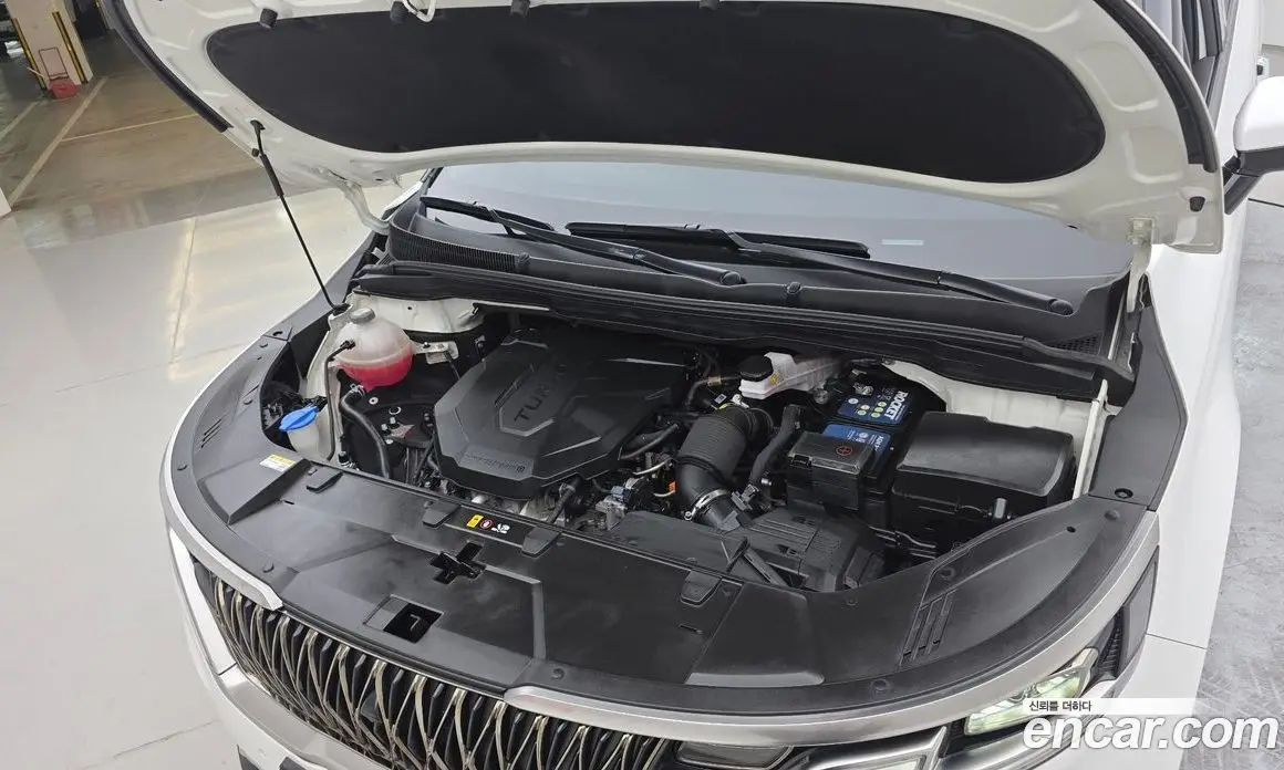 Kia Carnival 2022 2.2 автомат (гидро), фото 6
