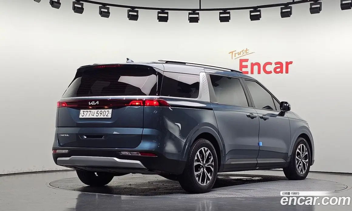 Kia Carnival 2023 2.2 автомат (гидро), фото 2 Kia Carnival 2023 2.2 автомат (гидро), фото 2