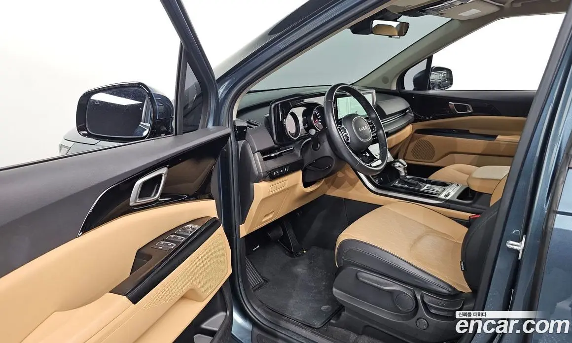 Kia Carnival 2023 2.2 автомат (гидро), фото 13 Kia Carnival 2023 2.2 автомат (гидро), фото 13