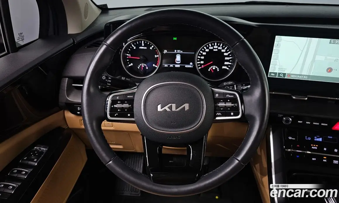 Kia Carnival 2023 2.2 автомат (гидро), фото 20 Kia Carnival 2023 2.2 автомат (гидро), фото 20