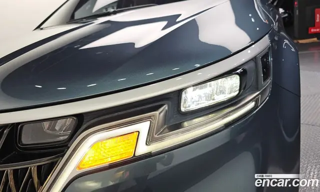 Kia Carnival 2023 2.2 автомат (гидро), миниатюра 8 Kia Carnival 2023 2.2 автомат (гидро), миниатюра 8