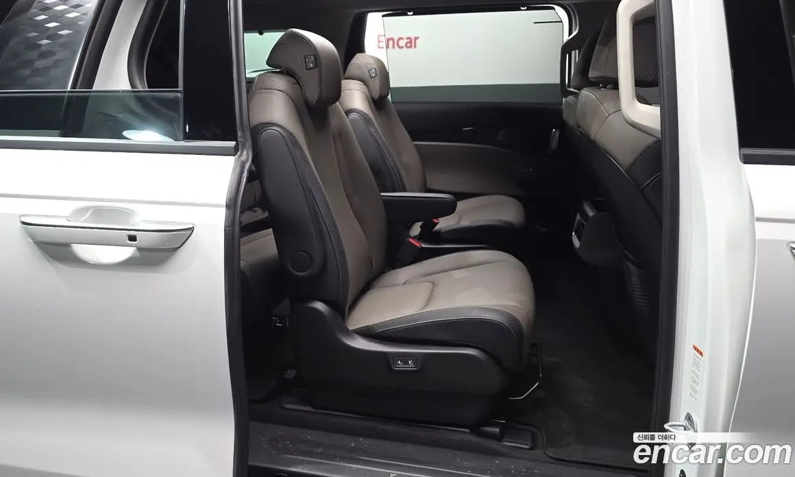 Kia Carnival 2024 1.6 автомат (гидро), фото 17 Kia Carnival 2024 1.6 автомат (гидро), фото 17