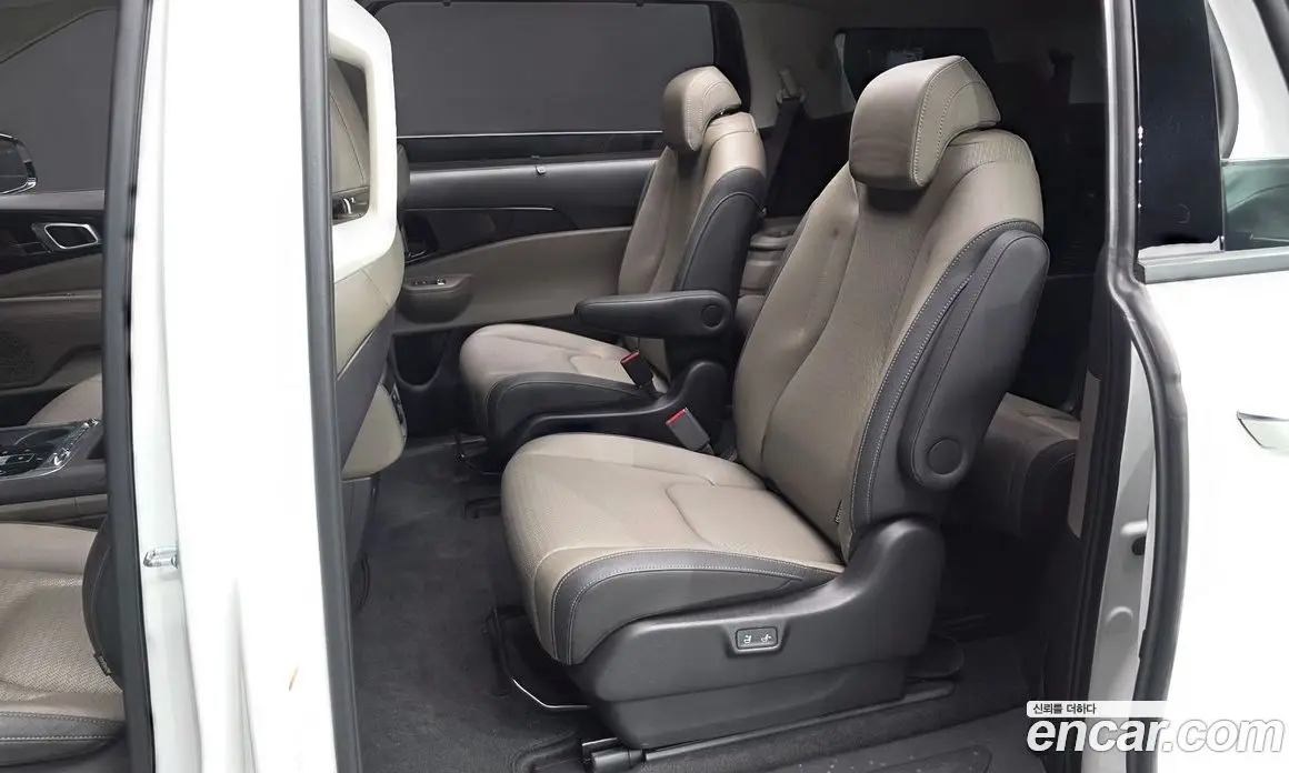Kia Carnival 2024 1.6 автомат (гидро), фото 18 Kia Carnival 2024 1.6 автомат (гидро), фото 18