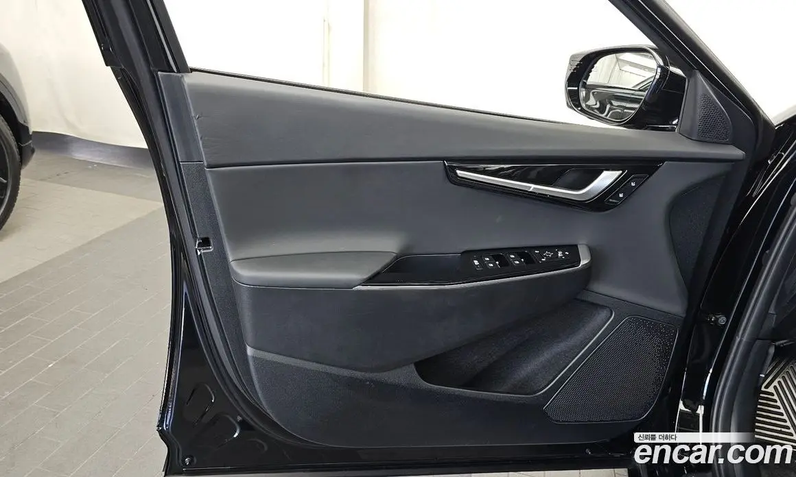 Kia EV6 2023 0.1 автомат (гидро), фото 14 Kia EV6 2023 0.1 автомат (гидро), фото 14