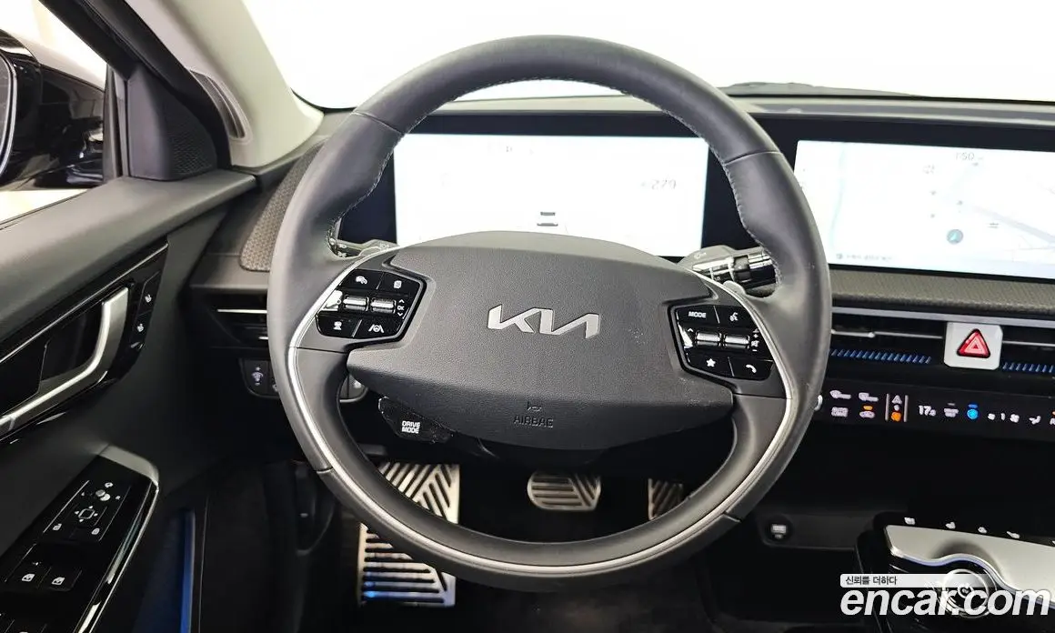 Kia EV6 2023 0.1 автомат (гидро), фото 19 Kia EV6 2023 0.1 автомат (гидро), фото 19