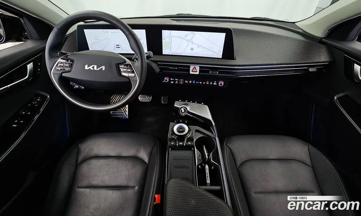 Kia EV6 2023 0.1 автомат (гидро), фото 10 Kia EV6 2023 0.1 автомат (гидро), фото 10