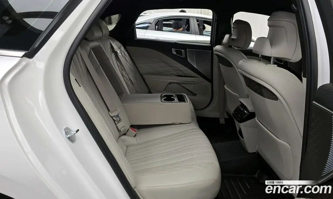 Kia K8 2023 2.5 автомат (гидро), фото 17