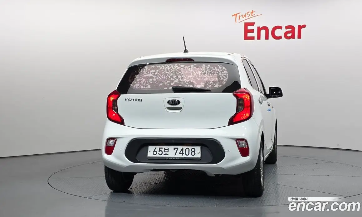 Kia Morning 2017 1.0 автомат (гидро), фото 4 Kia Morning 2017 1.0 автомат (гидро), фото 4