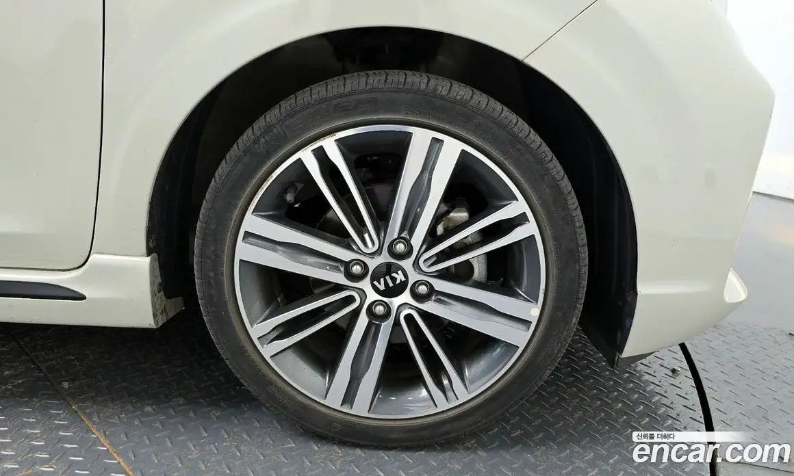Kia Morning 2019 1.0 автомат (гидро), фото 6 Kia Morning 2019 1.0 автомат (гидро), фото 6