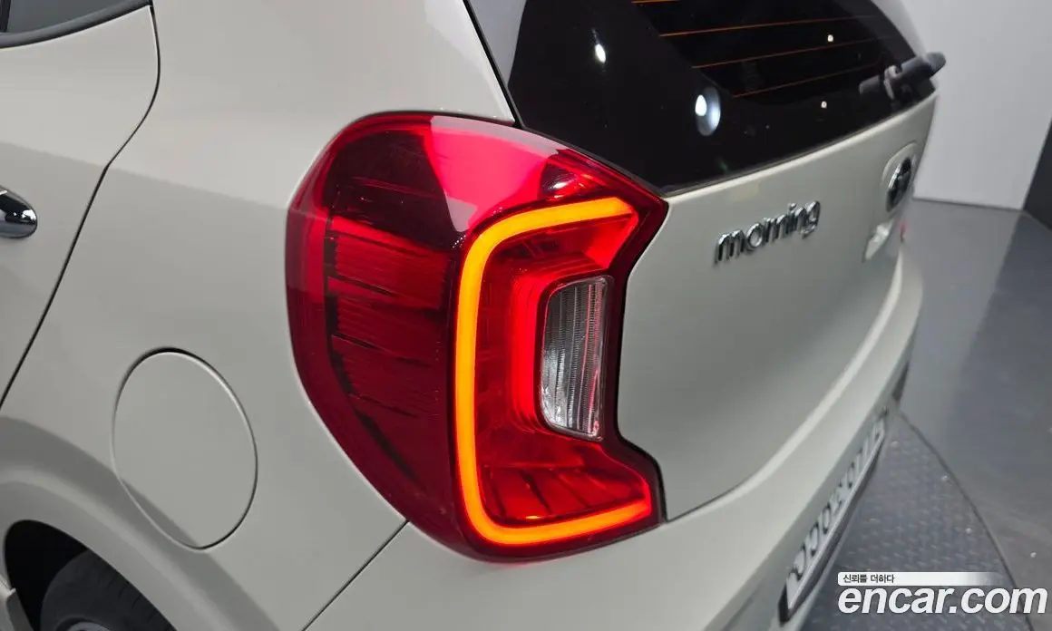 Kia Morning 2019 1.0 автомат (гидро), фото 8 Kia Morning 2019 1.0 автомат (гидро), фото 8