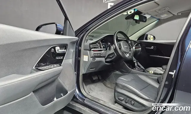 Kia Niro 2021 1.6 автомат (гидро), миниатюра 12