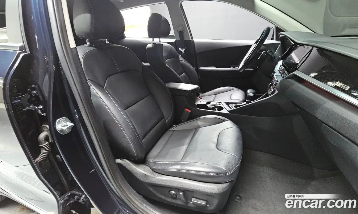 Kia Niro 2021 1.6 автомат (гидро), фото 15 Kia Niro 2021 1.6 автомат (гидро), фото 15