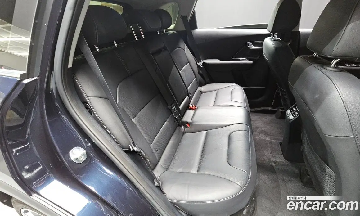Kia Niro 2021 1.6 автомат (гидро), фото 16 Kia Niro 2021 1.6 автомат (гидро), фото 16
