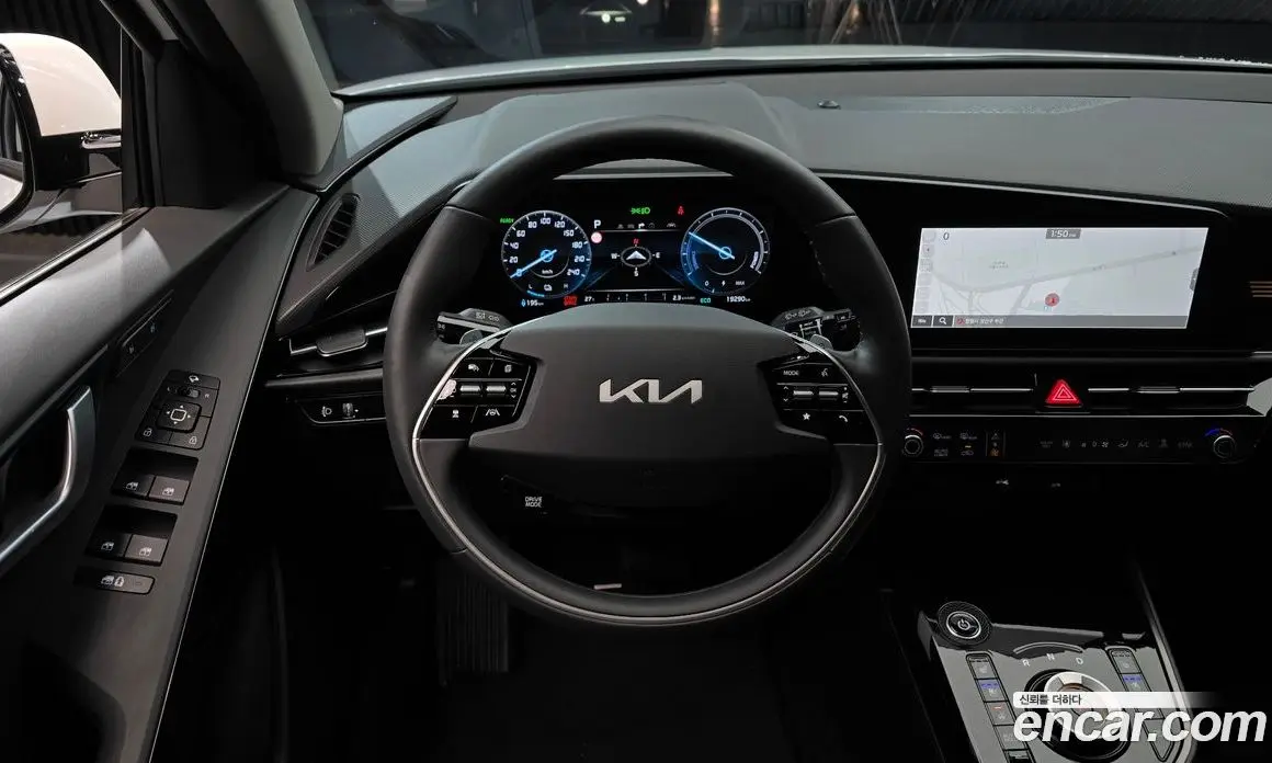 Kia Niro 2022 0.2 автомат (гидро), фото 19 Kia Niro 2022 0.2 автомат (гидро), фото 19