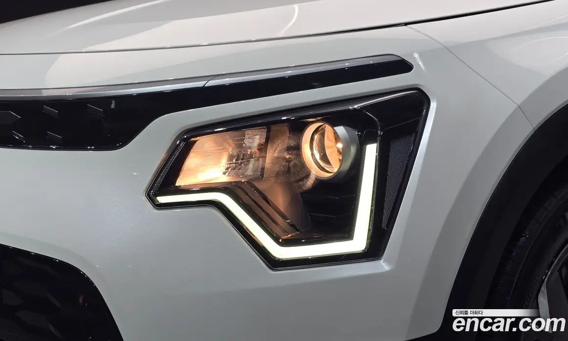 Kia Niro 2022 0.2 автомат (гидро), фото 8 Kia Niro 2022 0.2 автомат (гидро), фото 8