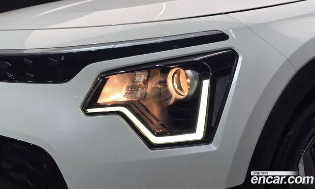 Kia Niro 2022 0.2 автомат (гидро), миниатюра 8 Kia Niro 2022 0.2 автомат (гидро), миниатюра 8