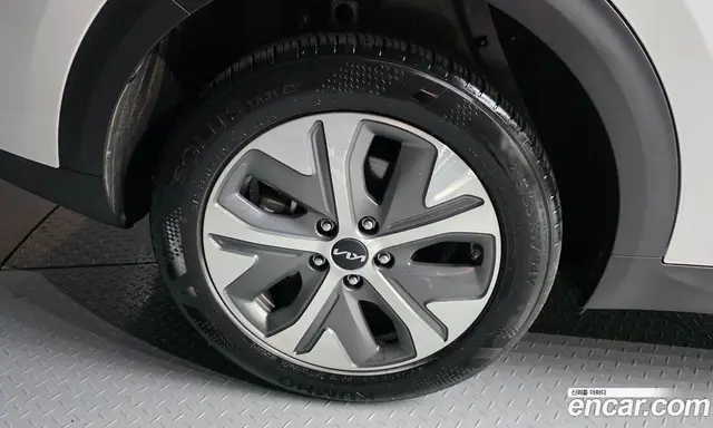 Kia Niro 2023 0.2 автомат (гидро), миниатюра 5