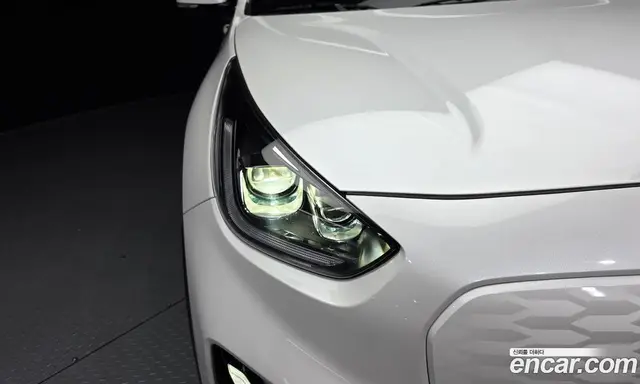 Kia Niro 2023 0.2 автомат (гидро), миниатюра 8