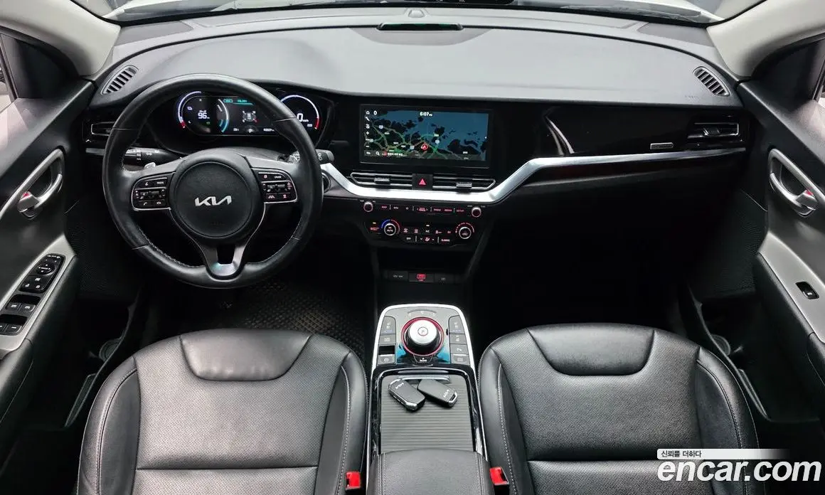 Kia Niro 2023 0.2 автомат (гидро), фото 10