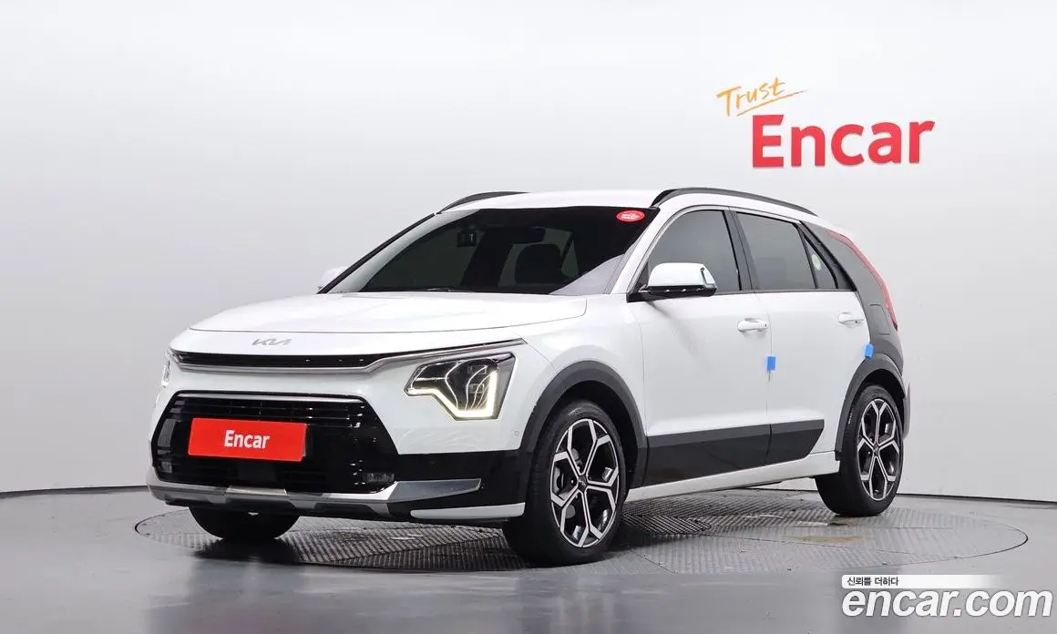 Kia Niro 2024 1.6 автомат (гидро), фото 1 Kia Niro 2024 1.6 автомат (гидро), фото 1