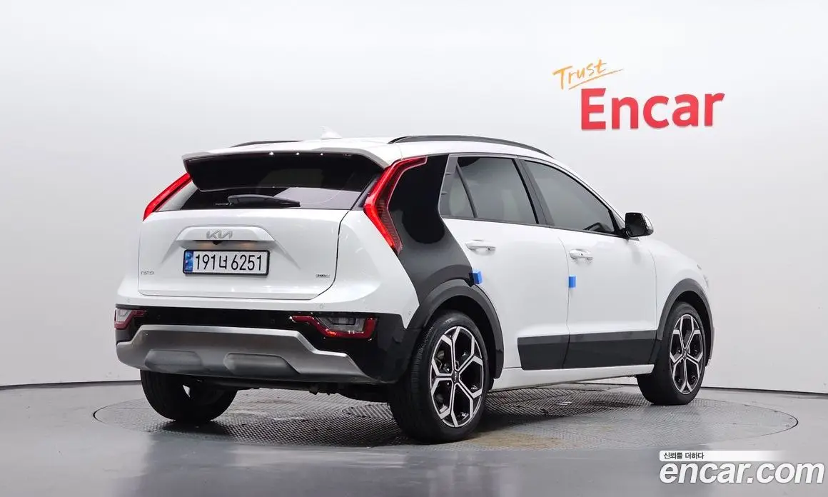 Kia Niro 2024 1.6 автомат (гидро), фото 2 Kia Niro 2024 1.6 автомат (гидро), фото 2