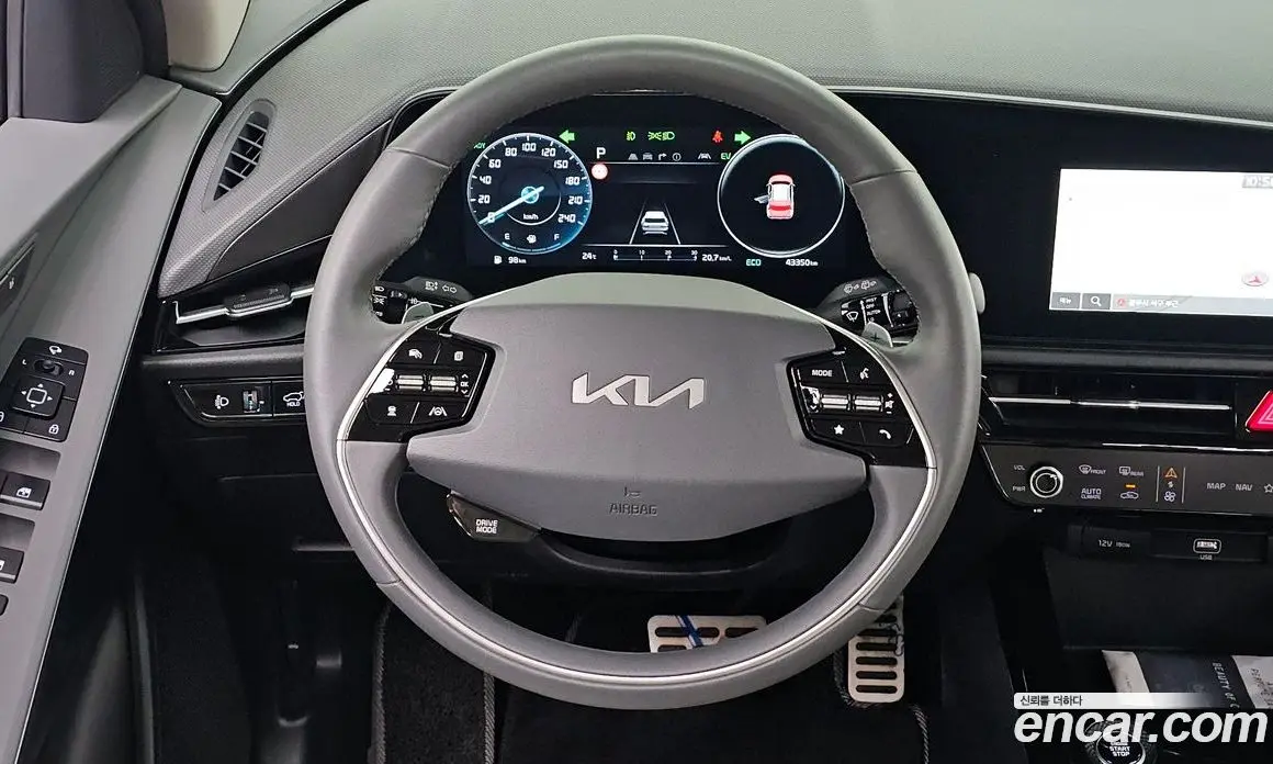 Kia Niro 2024 1.6 автомат (гидро), фото 17 Kia Niro 2024 1.6 автомат (гидро), фото 17