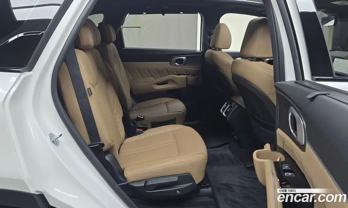Kia Sorento 2024 1.6 автомат (гидро), фото 17