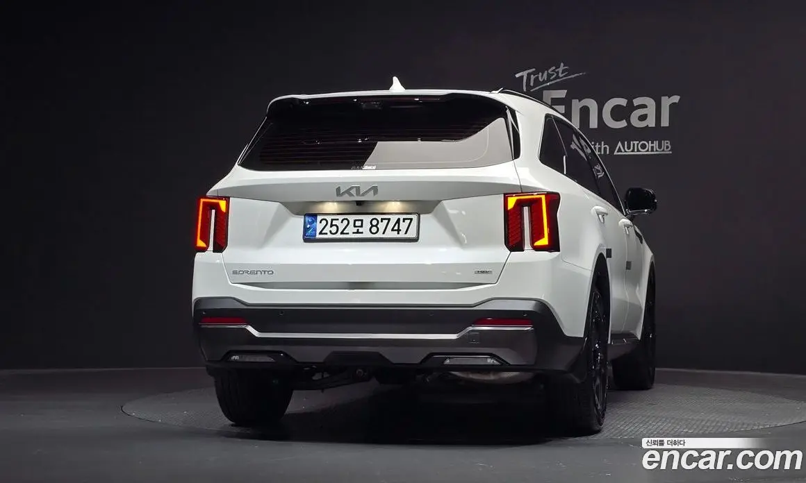 Kia Sorento 2024 1.6 автомат (гидро), фото 4