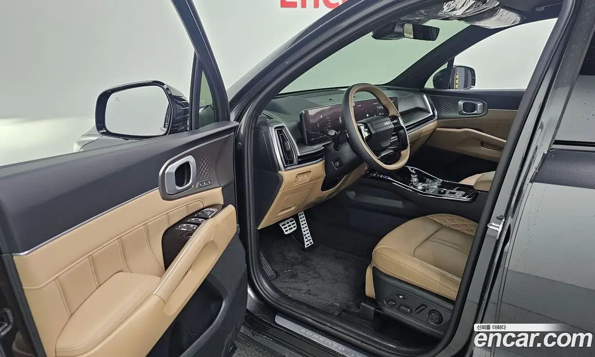 Kia Sorento 2026 1.6 автомат (гидро), фото 13 Kia Sorento 2026 1.6 автомат (гидро), фото 13