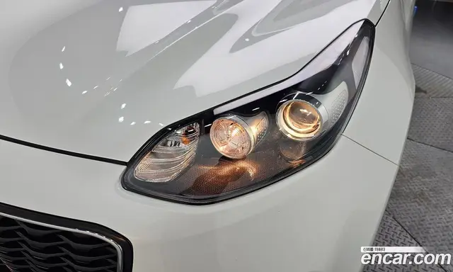 Kia Sportage 2016 2.0 автомат (гидро), миниатюра 8