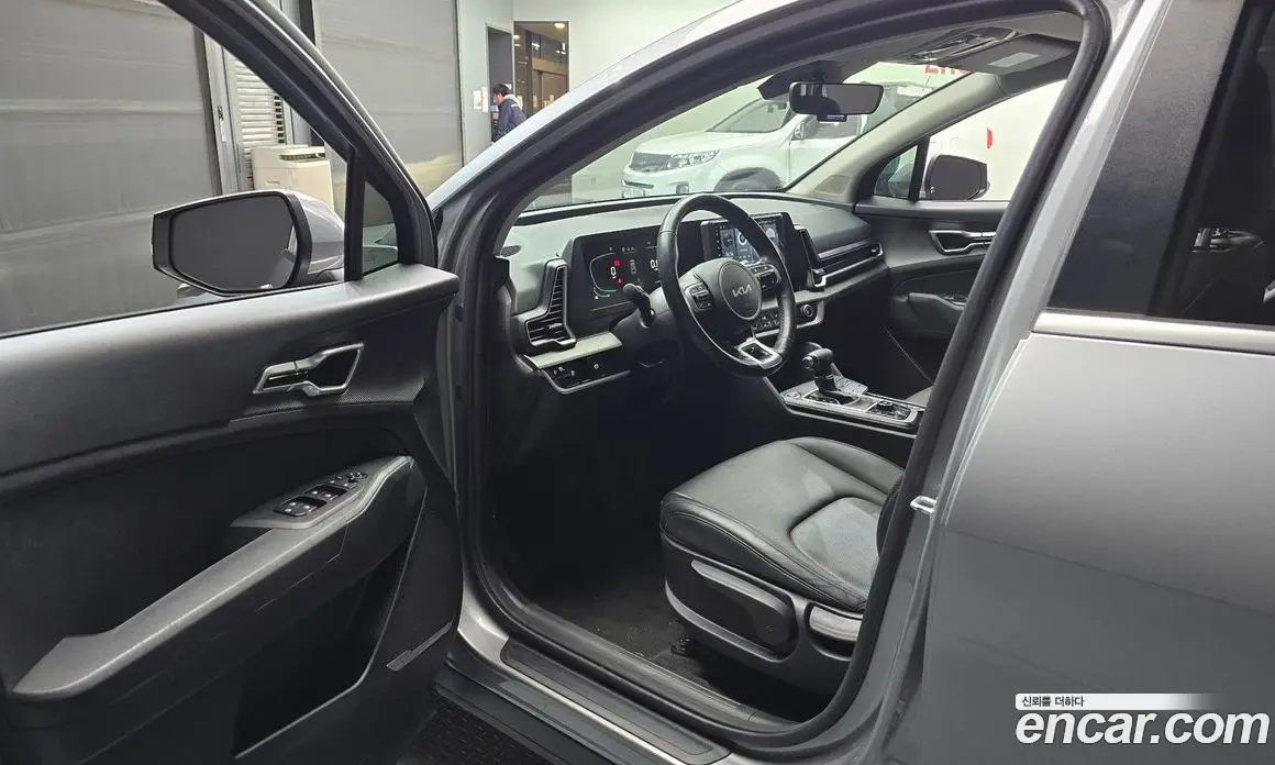 Kia Sportage 2023 2.0 автомат (гидро), фото 13