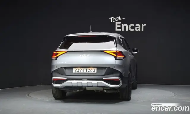 Kia Sportage 2023 2.0 автомат (гидро), миниатюра 4