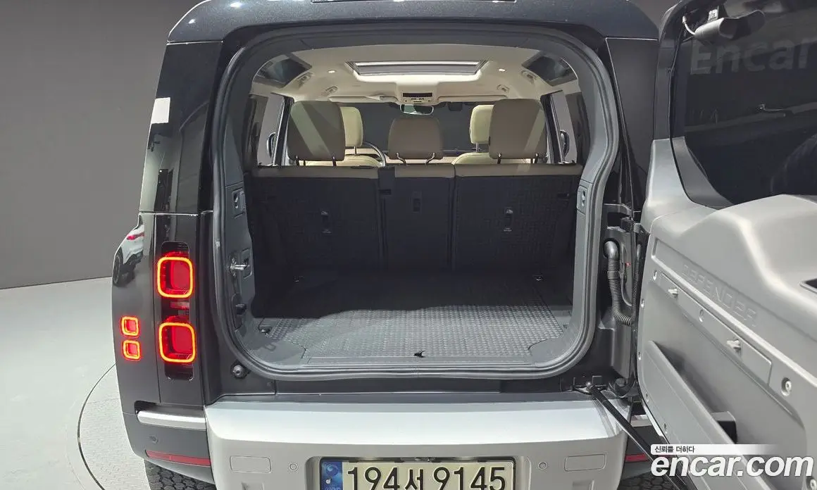 Land Rover Defender 2022 3.0 автомат (гидро), фото 20 Land Rover Defender 2022 3.0 автомат (гидро), фото 20