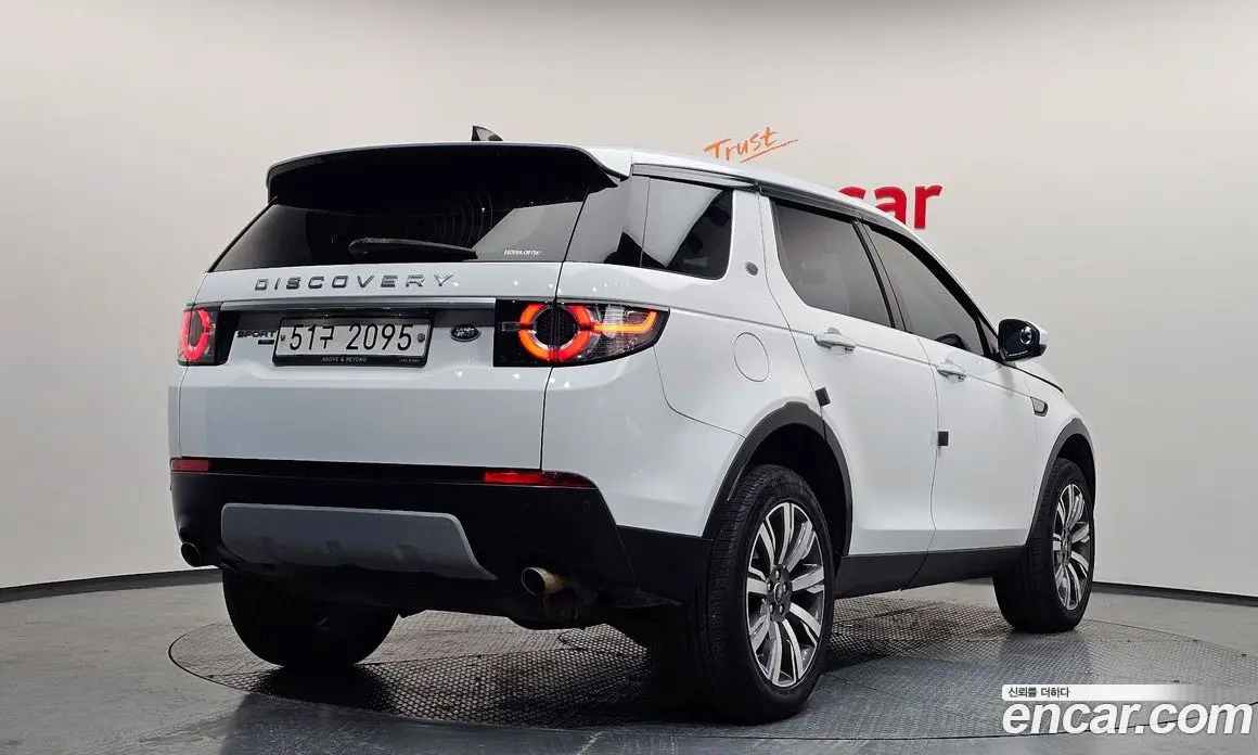 Land Rover Discovery Sport 2017 2.0 автомат (гидро), фото 2 Land Rover Discovery Sport 2017 2.0 автомат (гидро), фото 2