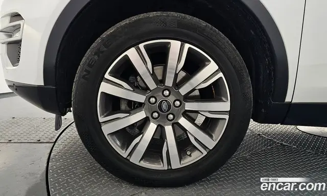 Land Rover Discovery Sport 2017 2.0 автомат (гидро), миниатюра 5 Land Rover Discovery Sport 2017 2.0 автомат (гидро), миниатюра 5