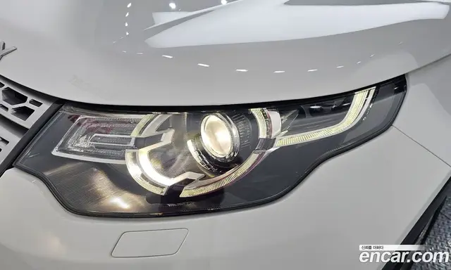 Land Rover Discovery Sport 2017 2.0 автомат (гидро), миниатюра 8 Land Rover Discovery Sport 2017 2.0 автомат (гидро), миниатюра 8