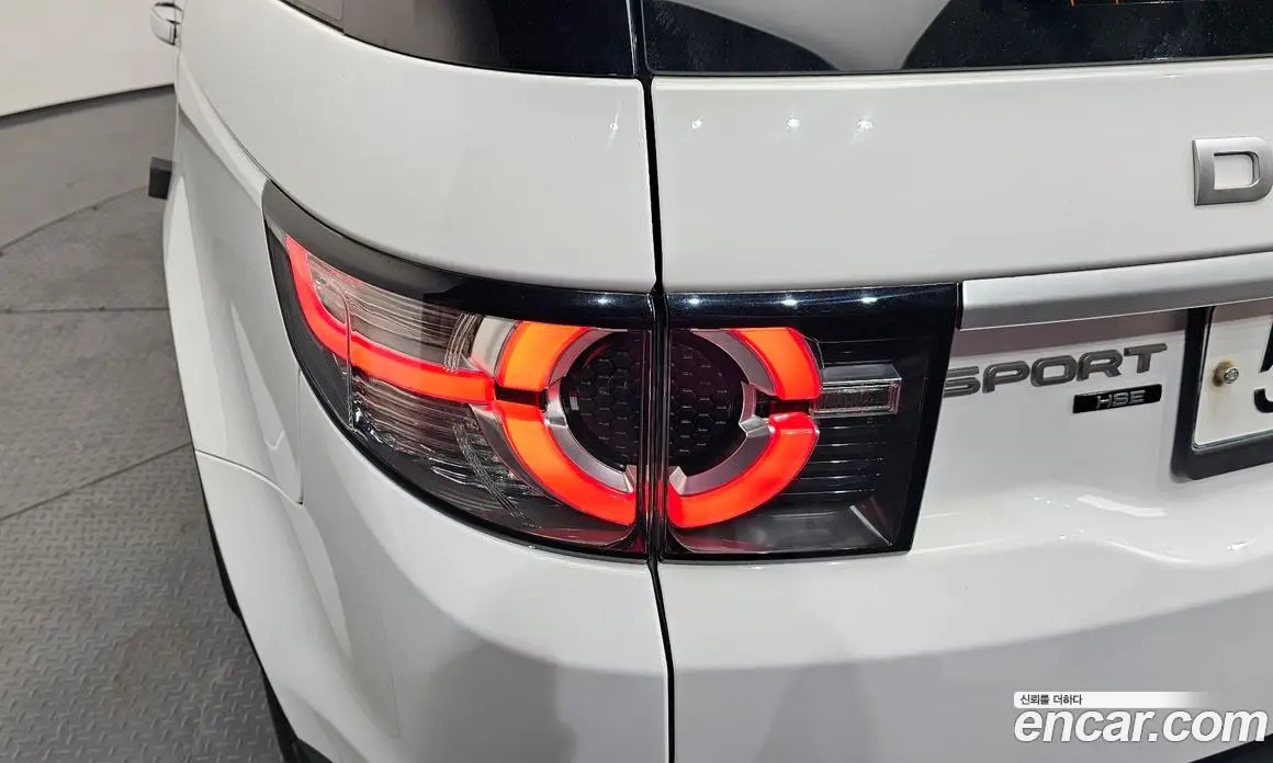 Land Rover Discovery Sport 2017 2.0 автомат (гидро), фото 9 Land Rover Discovery Sport 2017 2.0 автомат (гидро), фото 9