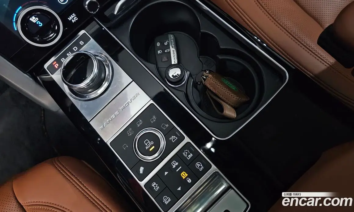 Land Rover Range Rover 2017 5.0 автомат (гидро), фото 11 Land Rover Range Rover 2017 5.0 автомат (гидро), фото 11