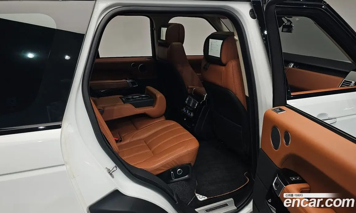 Land Rover Range Rover 2017 5.0 автомат (гидро), фото 17 Land Rover Range Rover 2017 5.0 автомат (гидро), фото 17