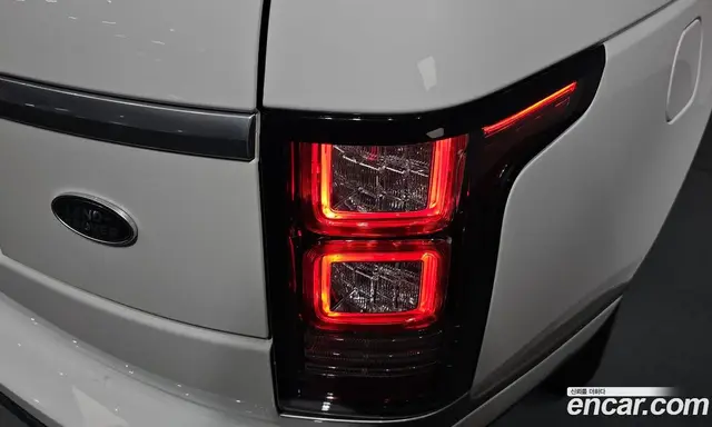 Land Rover Range Rover 2017 5.0 автомат (гидро), миниатюра 8 Land Rover Range Rover 2017 5.0 автомат (гидро), миниатюра 8