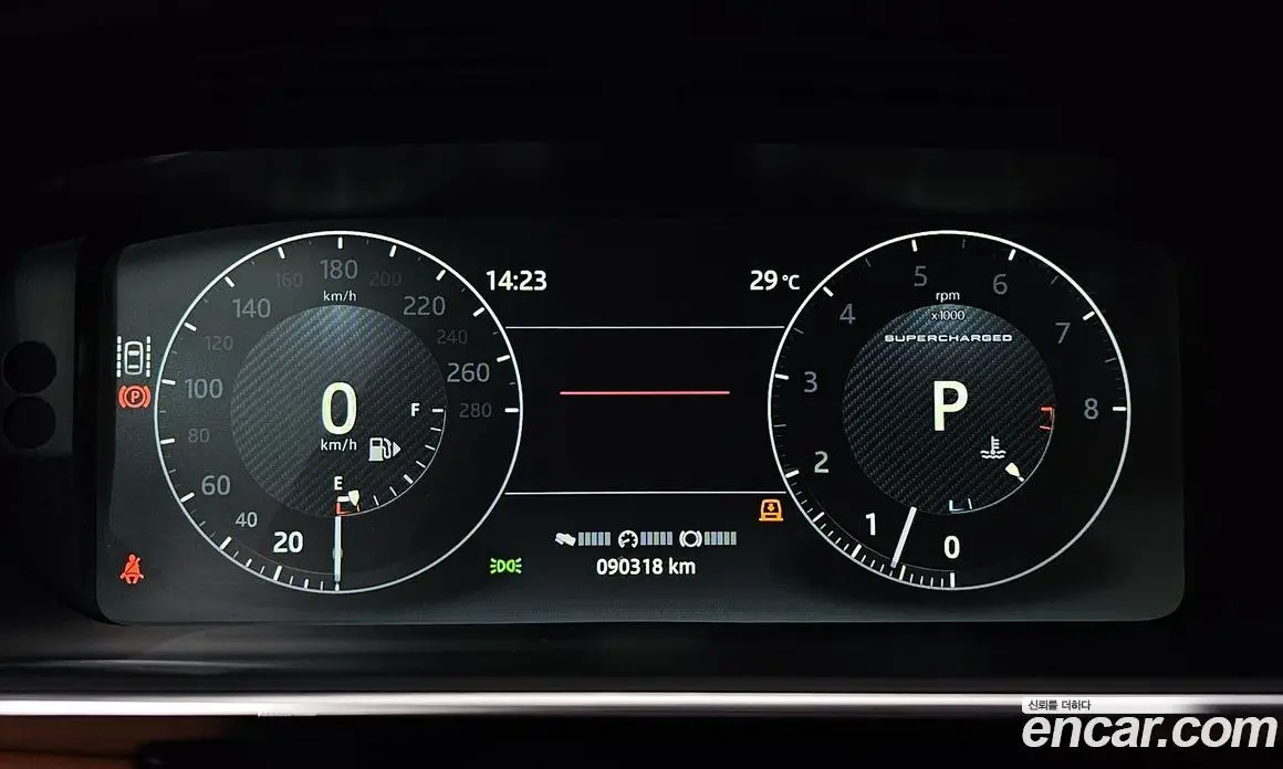 Land Rover Range Rover 2017 5.0 автомат (гидро), фото 10 Land Rover Range Rover 2017 5.0 автомат (гидро), фото 10