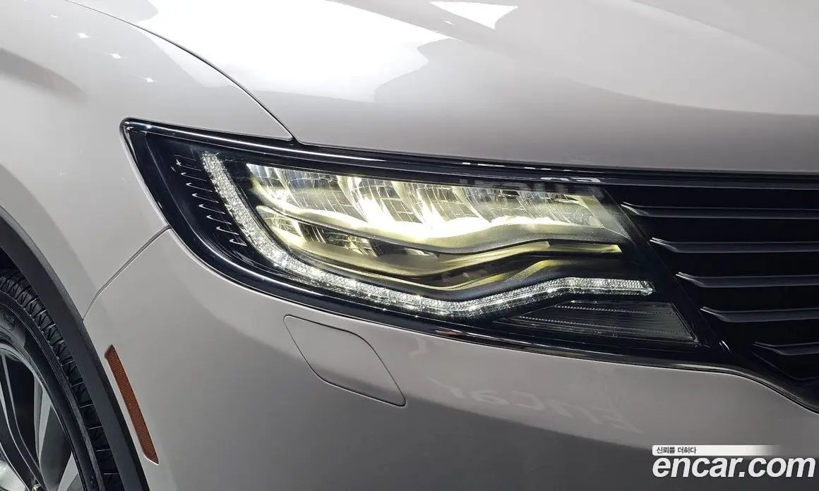 Lincoln MKX 2018 2.7 автомат (гидро), фото 8 Lincoln MKX 2018 2.7 автомат (гидро), фото 8