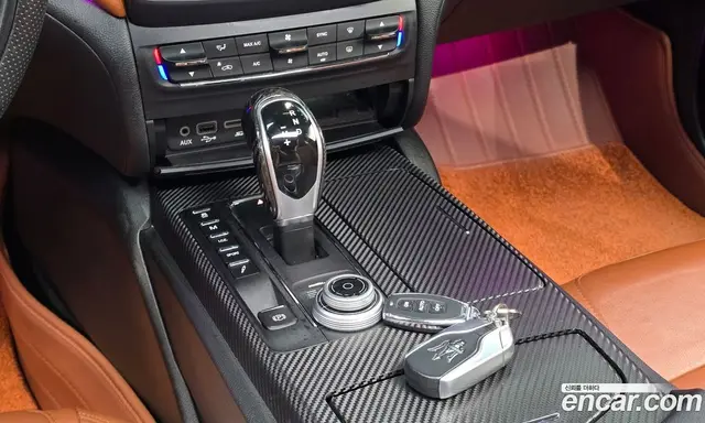 Maserati Ghibli 2018 3.0 автомат (гидро), миниатюра 12