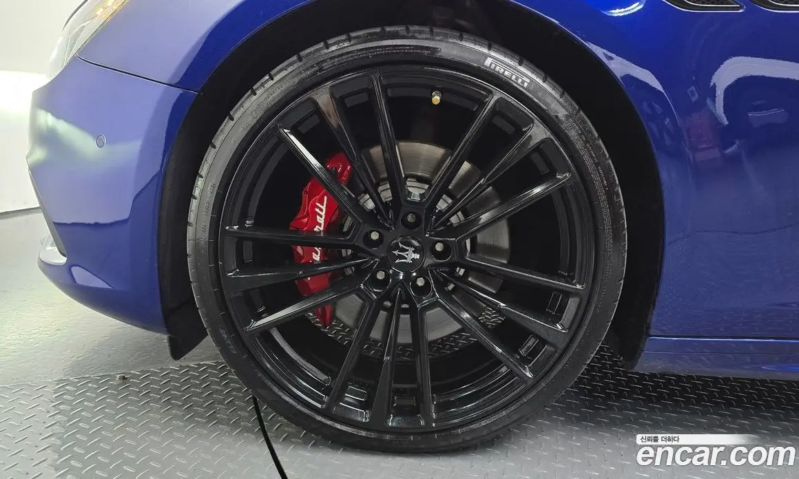 Maserati Ghibli 2018 3.0 автомат (гидро), фото 5 Maserati Ghibli 2018 3.0 автомат (гидро), фото 5