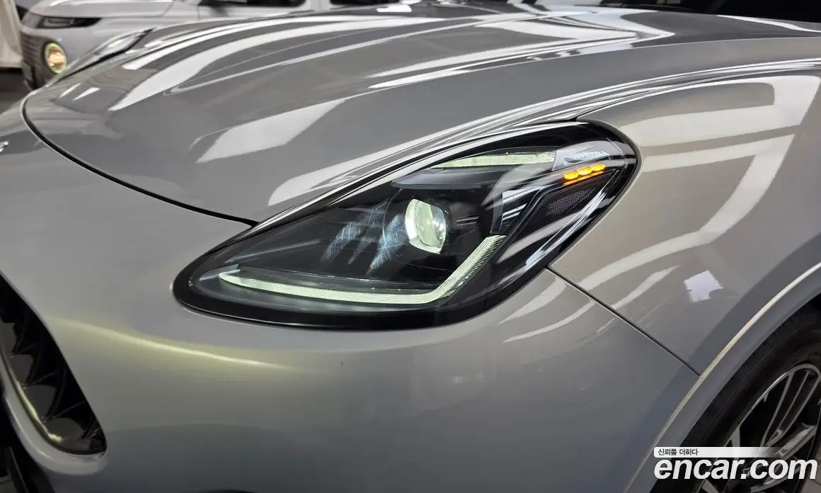 Maserati Grecale 2023 2.0 автомат (гидро), фото 8