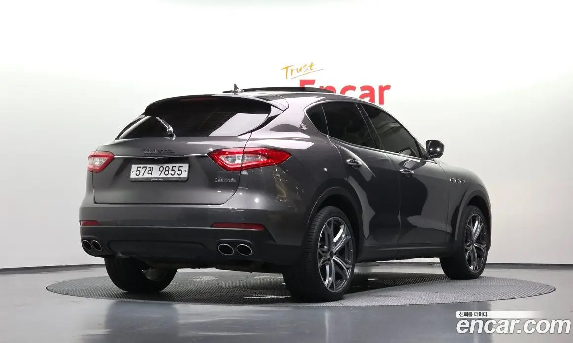 Maserati Levante 2017 3.0 автомат (гидро), фото 2 Maserati Levante 2017 3.0 автомат (гидро), фото 2