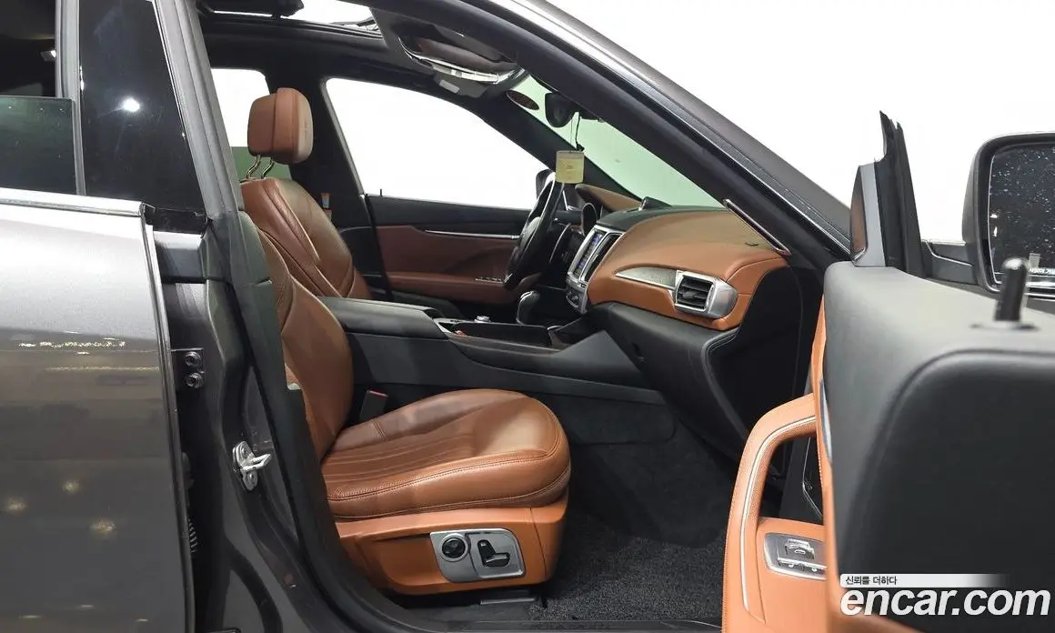 Maserati Levante 2017 3.0 автомат (гидро), фото 11 Maserati Levante 2017 3.0 автомат (гидро), фото 11