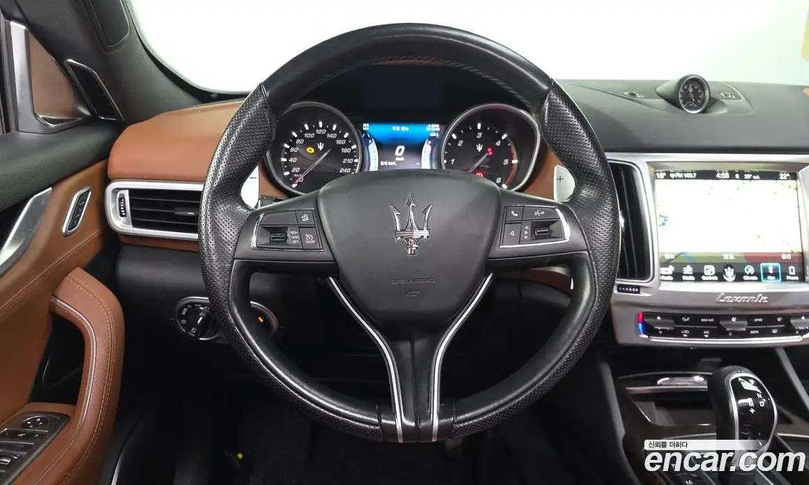 Maserati Levante 2017 3.0 автомат (гидро), фото 13 Maserati Levante 2017 3.0 автомат (гидро), фото 13