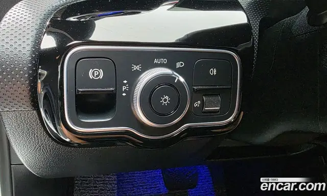 Mercedes-Benz A-Class 2021 2.0 автомат (гидро), миниатюра 6