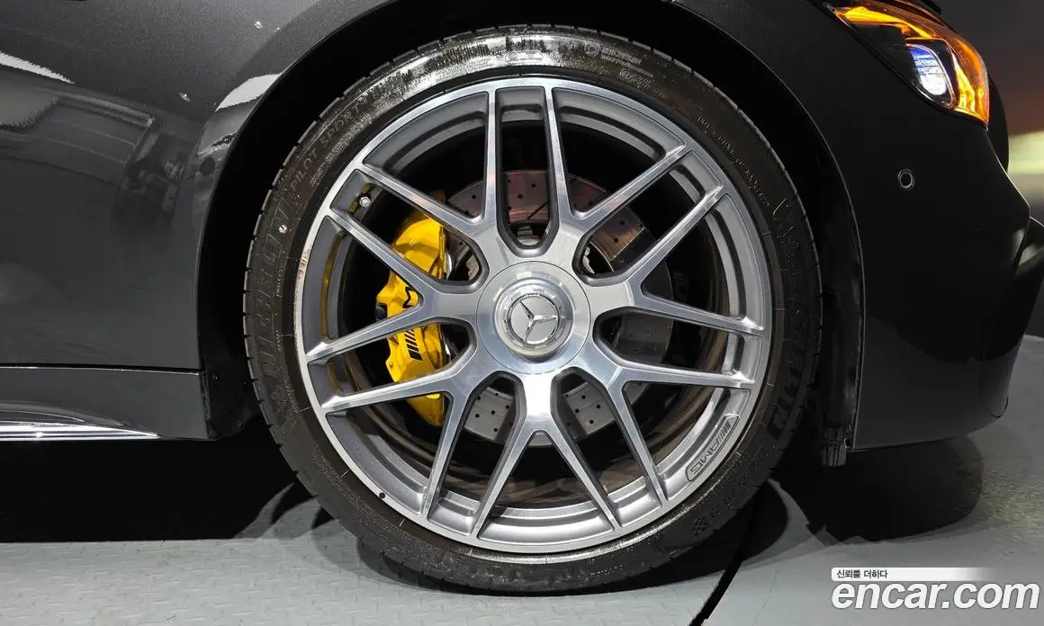 Mercedes-Benz AMG GT 2023 3.0 автомат (гидро), фото 7